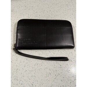Tincho & Lola Wristlet La Monte Wallet Argentina Black Leather Zipper 14+ Cards